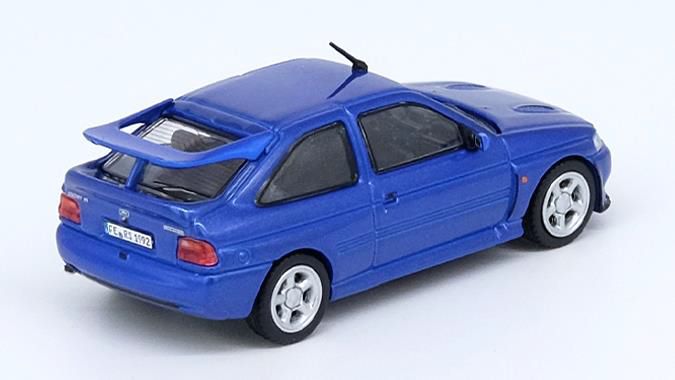 Laden Sie das Bild in Galerie -Viewer, INNO Models 1/64 Ford Escort RS COSWORTH Metallic Blue RHD
