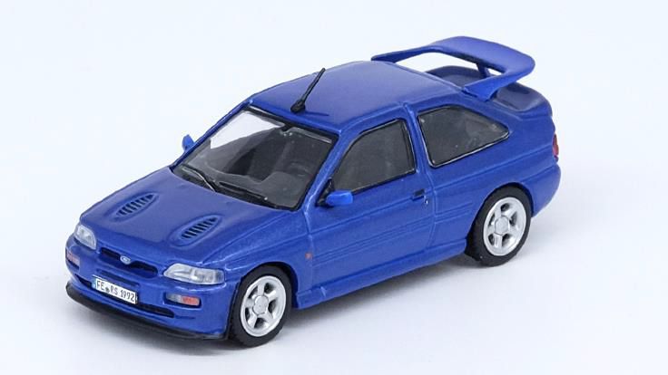 Cargue la imagen en el visor de la galería, INNO Models 1/64 Ford Escort RS COSWORTH Metallic Blue RHD
