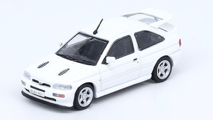 Cargue la imagen en el visor de la galería, INNO ModelsIN64-FERS-WHIRHD 1/64 Ford Escort RS COSWORTH Blanco con volante a la derecha Diecast
