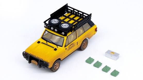 Load image into Gallery viewer, INNO Models 1/64 Range Rover Classic Camel Trophy 1982 Weathered with Toolbox (1), Fuel Tanks (4)
