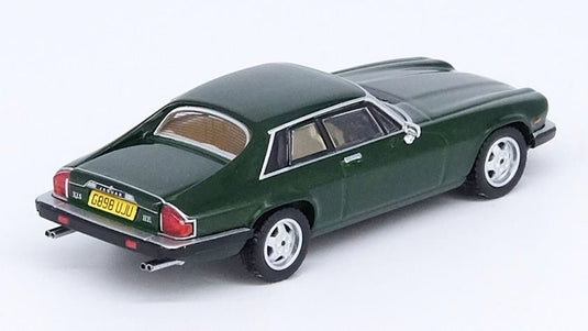 INNO Models 1/64 Jaguar XJ-S British Racing Green