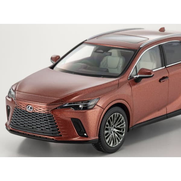 Load image into Gallery viewer, KYOSHO KS03917MCP 1/43 Lexus RX 450h+ Sonic Copper Diecast
