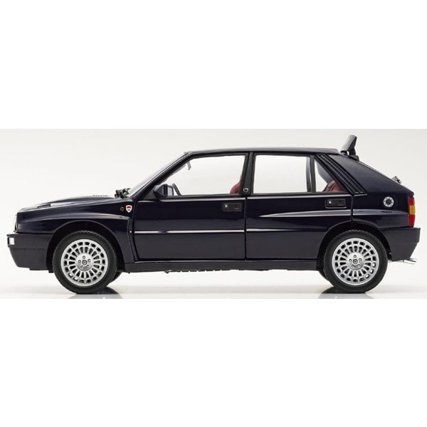 Cargue la imagen en el visor de la galería, KYOSHO KS08343SC 1/18 Lancia Delta HF Integrale Club Italia azul oscuro fundido a presión
