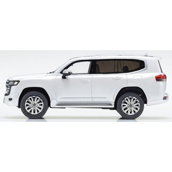 Load image into Gallery viewer, KYOSHO KSR43119W 1/43 Toyota Land Cruiser ZX White [Resin Cast Miniature Car]
