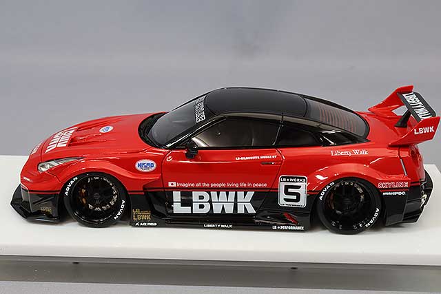 Load image into Gallery viewer, EIDOLON 1/43 LB-Silhouette Works GT 35GT-RR Red/Black
