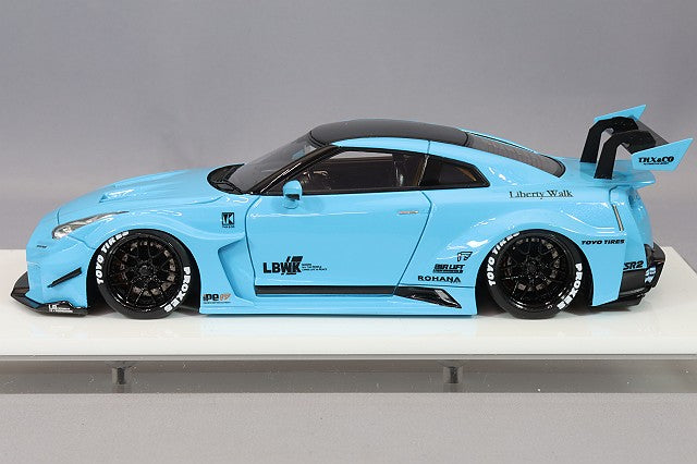 Cargue la imagen en el visor de la galería, EIDOLON 1/43 LB Silhouette Works GT 35GT-RR GT Wing Pearl Light Blue
