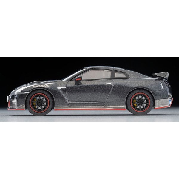 Laden Sie das Bild in Galerie -Viewer, Tomica LV-N254c 1/64 Nissan GT-R NISMO Special Edition 2022 Model Black  Diecast
