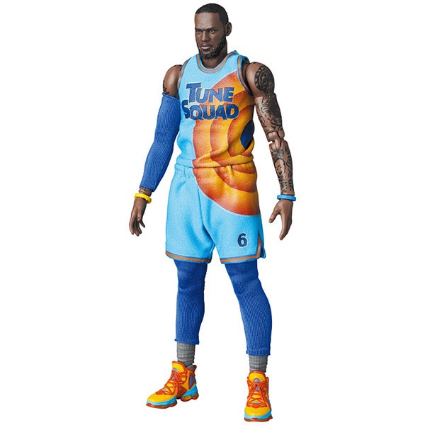 Laden Sie das Bild in Galerie -Viewer, MEDICOM TOY MAFEX LeBron James SPACE JAM: A NEW LEGACY Ver. [Pre-painted Articulated Figure Approximately 170mm]
