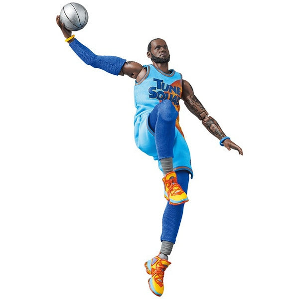 Laden Sie das Bild in Galerie -Viewer, MEDICOM TOY MAFEX LeBron James SPACE JAM: A NEW LEGACY Ver. [Pre-painted Articulated Figure Approximately 170mm]
