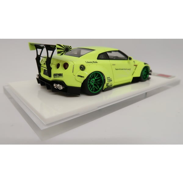 Laden Sie das Bild in Galerie -Viewer, EIDOLON MZE009 1/43 LB WORKS R35 GT-R Type 2 Light Yellow Resin
