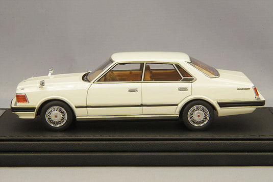 ignition modelxTommy Tech 1/43 Nissan Cedric HT 280E Brougham WhiteT-IG4325