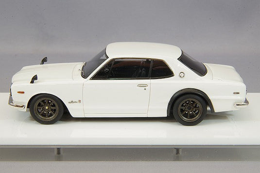 VISION 1/43 Nissan Skyline 2000 GT-R (KPGC10) 1971 White/RS Watanabe 8 Spoke Wheels